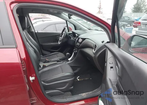 2021 Chevrolet Trax Awd Lt from USA, damaged, VIN KL7CJPSB8MB317534